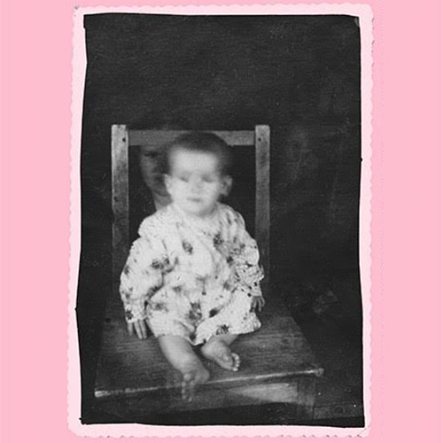 Выстава праекта Сяргея Лескеця «Нябачная маці»