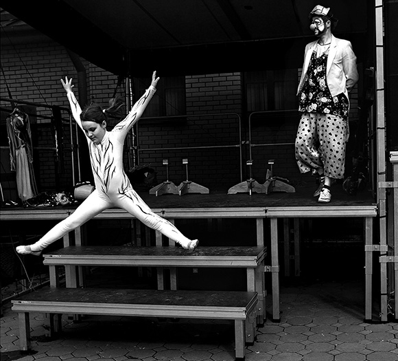 Интерпретация – выставка стрит-фотографии Надежды Дегтяревой